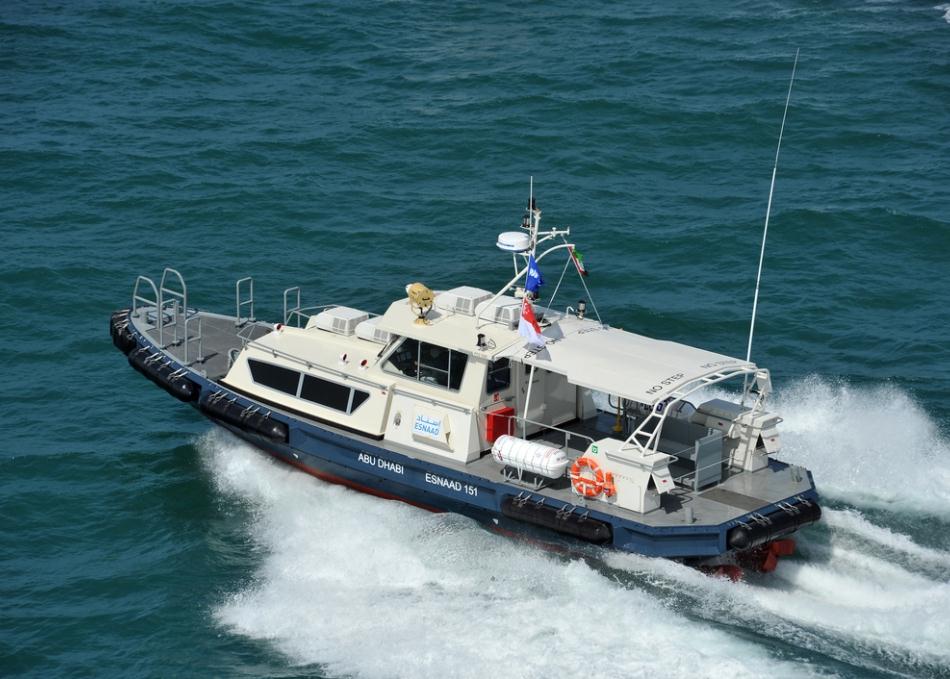 Equipements Défenses de Vedettes Ocean 3 - 8 Crew Boats Alucat 1605 Flotte Esnaad