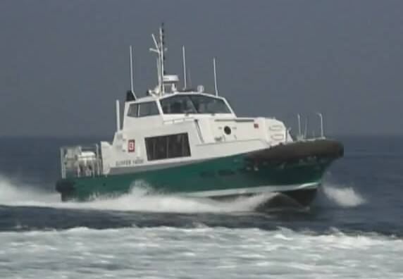 Equipements Défenses de Vedettes Ocean 3 - Crew Boat Surfer 14000 Bourbon 02